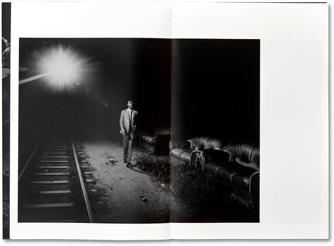 Scene  Alex Majoli (English edition) - MACK